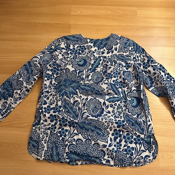 J. Crew Factory blue and white printed and embroidered blouse size extra small - Picture 3 of 7